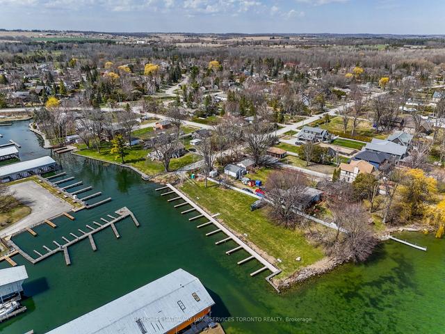 62 Lakeshore Blvd, House detached with 3 bedrooms, 2 bathrooms and 4 parking in Innisfil ON | Image 23