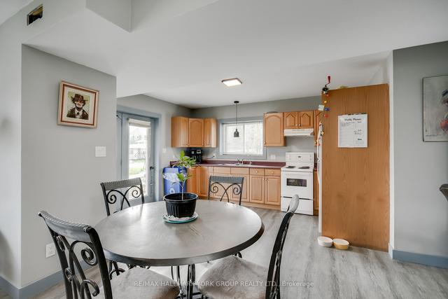 12 Catharine Cres, House detached with 3 bedrooms, 3 bathrooms and 8 parking in Bracebridge ON | Image 15