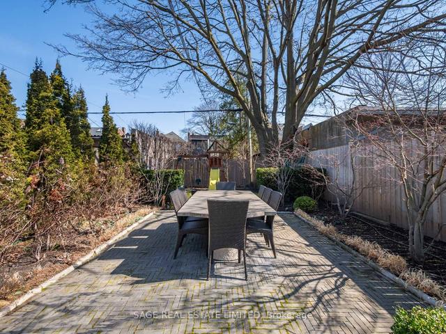 165 Delaware Ave, House semidetached with 4 bedrooms, 4 bathrooms and 0 parking in Toronto ON | Image 30