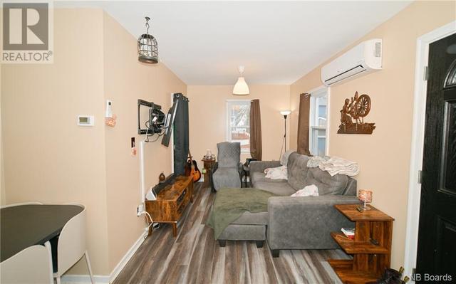 212 St Andrews Drive, House detached with 2 bedrooms, 1 bathrooms and null parking in Fredericton NB | Image 2