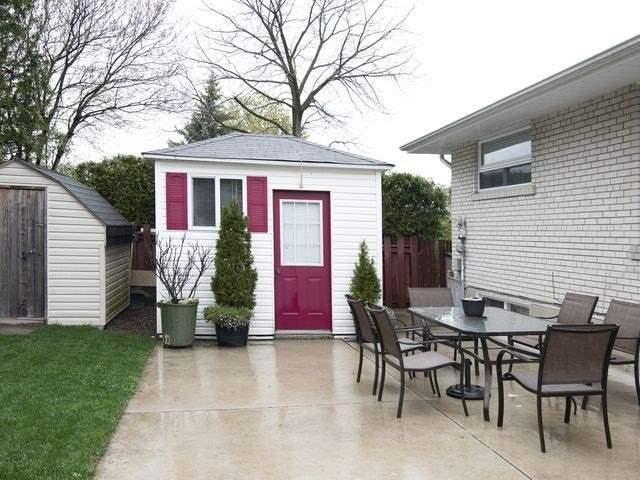 47 Campbell Dr, House detached with 3 bedrooms, 2 bathrooms and 7 parking in Brampton ON | Image 19