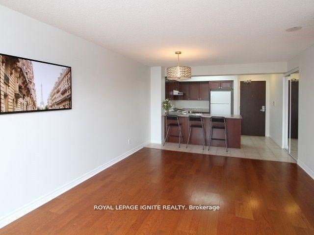 315 - 335 Rathburn Rd W, Condo with 2 bedrooms, 2 bathrooms and 1 parking in Mississauga ON | Image 14