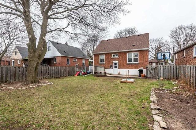 37 East 41st St, House detached with 3 bedrooms, 1 bathrooms and 3 parking in Hamilton ON | Image 28