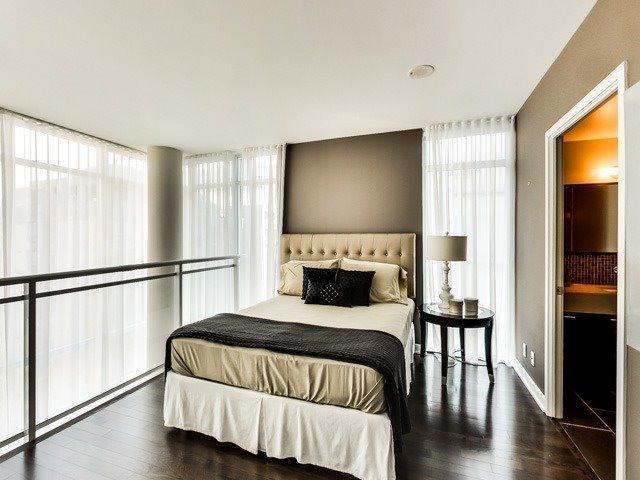 uph15 - 21 Nelson St, Condo with 2 bedrooms, 3 bathrooms and 2 parking in Toronto ON | Image 13