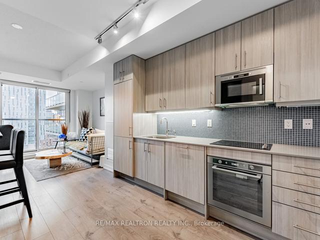 1202 - 297 College St, Condo with 1 bedrooms, 1 bathrooms and 0 parking in Toronto ON | Image 31