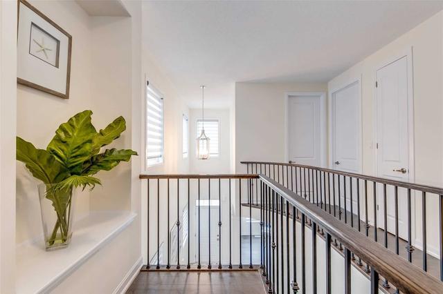 3295 Charles Fay Passage, House detached with 4 bedrooms, 4 bathrooms and 2 parking in Oakville ON | Image 7