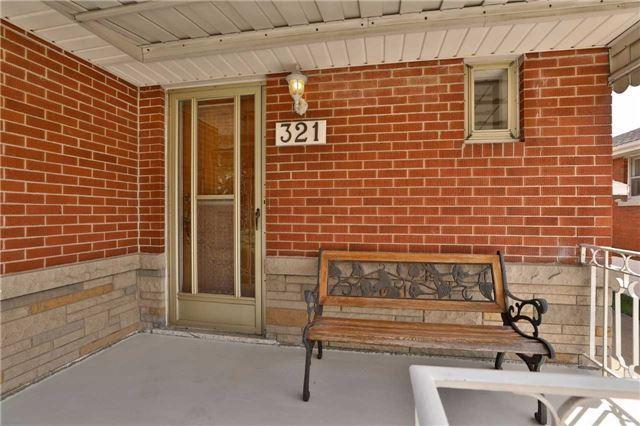 321 East 42nd St, House detached with 3 bedrooms, 2 bathrooms and 5 parking in Hamilton ON | Image 4