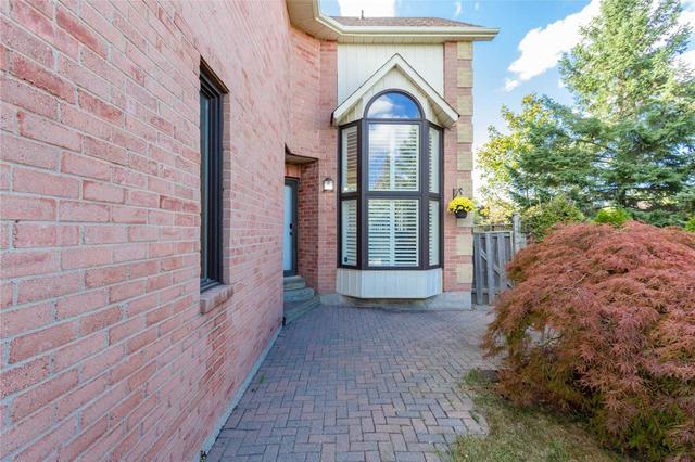 837 Apple Gate Crt, House detached with 3 bedrooms, 3 bathrooms and 4 parking in Mississauga ON | Image 31