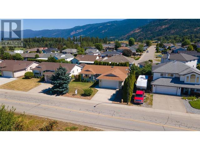 2072 Okanagan Street, House detached with 3 bedrooms, 2 bathrooms and 4 parking in Armstrong BC | Image 40