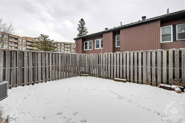 737 Springland Drive, Townhouse with 3 bedrooms, 2 bathrooms and 1 parking in Ottawa ON | Image 29