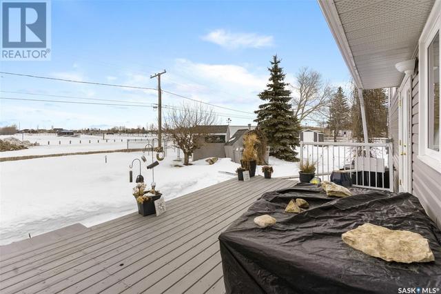 108 8th Avenue E, House detached with 3 bedrooms, 3 bathrooms and null parking in Watrous SK | Image 42