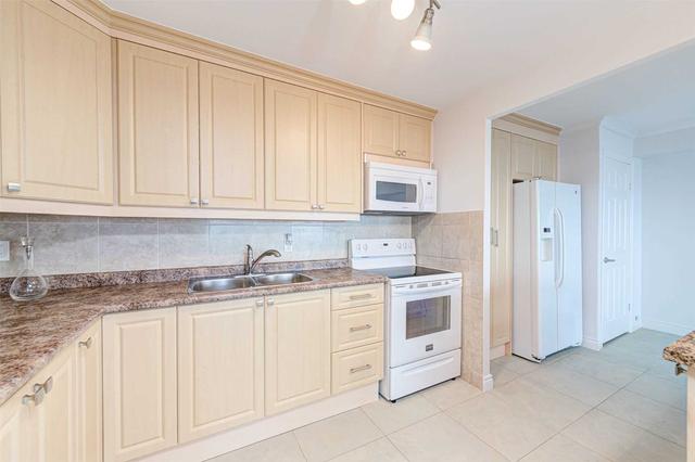 1403 - 50 Elm Dr, Condo with 2 bedrooms, 1 bathrooms and 1 parking in Mississauga ON | Image 23