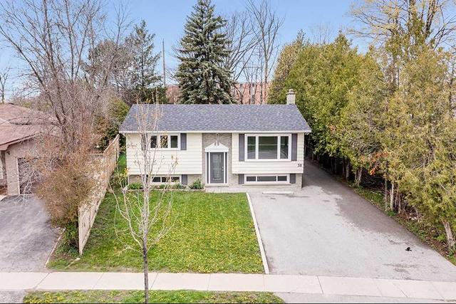 38 Bernick Dr, House detached with 3 bedrooms, 2 bathrooms and 6 parking in Barrie ON | Image 1