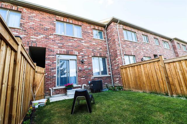 53 Fann Dr, House attached with 3 bedrooms, 3 bathrooms and 2 parking in Brampton ON | Image 29