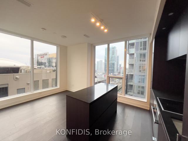 1402 - 15 Mercer St, Condo with 2 bedrooms, 2 bathrooms and 0 parking in Toronto ON | Image 6