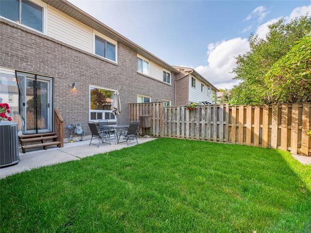 11 Yeoman's Way, Townhouse with 3 bedrooms, 2 bathrooms and 2 parking in Markham ON | Image 13
