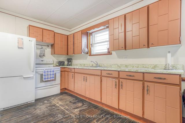 107 Elizabeth St, House detached with 3 bedrooms, 2 bathrooms and 3 parking in Chatsworth ON | Image 18