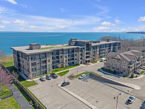 303 - 35 Southshore Cres, Condo with 1 bedrooms, 1 bathrooms and 1 parking in Hamilton ON | Card Image