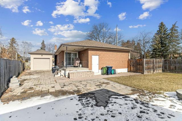61 Coral Gable Dr, House detached with 3 bedrooms, 2 bathrooms and 8 parking in Toronto ON | Image 25