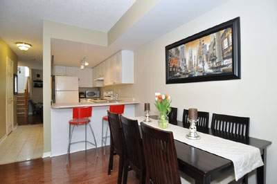 th 137 - 30 Merchant Lane, Townhouse with 2 bedrooms, 2 bathrooms and 1 parking in Toronto ON | Image 5