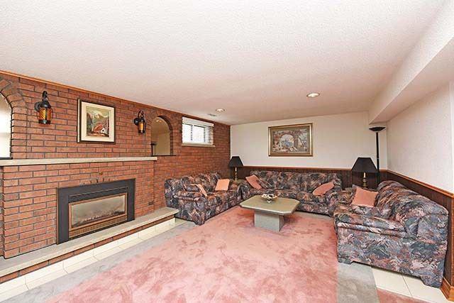 11 Archway Cres, House detached with 3 bedrooms, 2 bathrooms and 5 parking in Toronto ON | Image 14