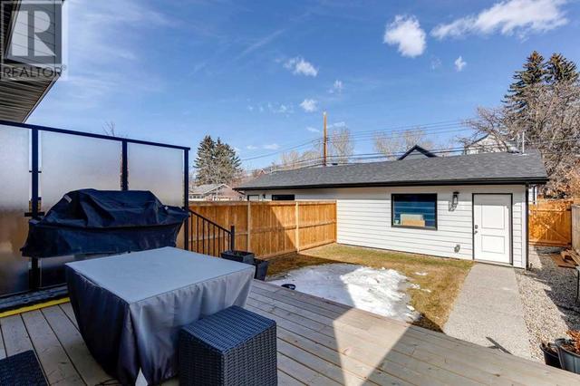 224 8 Avenue Ne, House semidetached with 4 bedrooms, 3 bathrooms and 2 parking in Calgary AB | Image 47