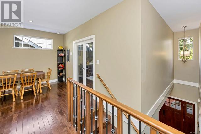 1153 Deerview Pl, House detached with 6 bedrooms, 3 bathrooms and 4 parking in Langford BC | Image 21