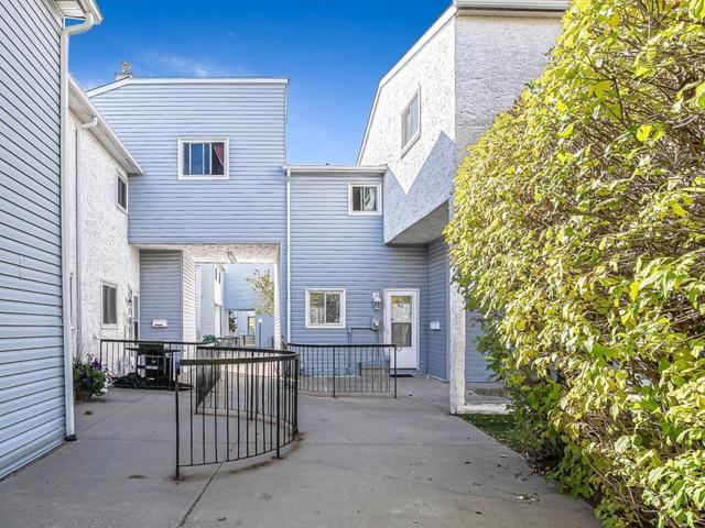 502 - 340 Falconridge Crescent Ne, Home with 3 bedrooms, 1 bathrooms and 1 parking in Calgary AB | Image 5