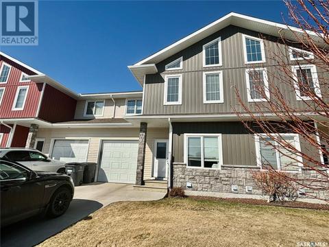 104 Atton Crescent, House attached with 5 bedrooms, 4 bathrooms and null parking in Saskatoon SK | Card Image