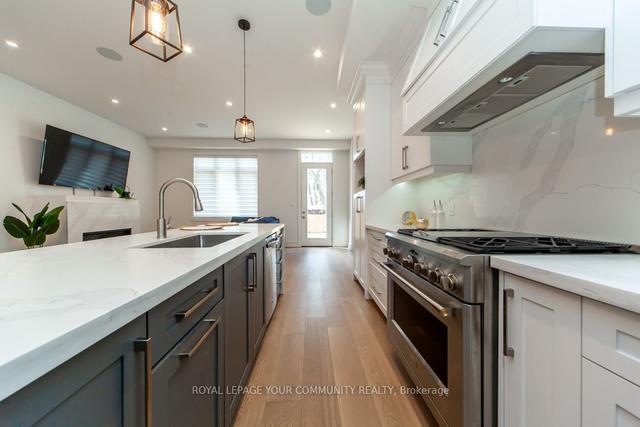 68 Twenty Fourth St, House detached with 4 bedrooms, 5 bathrooms and 2 parking in Toronto ON | Image 8