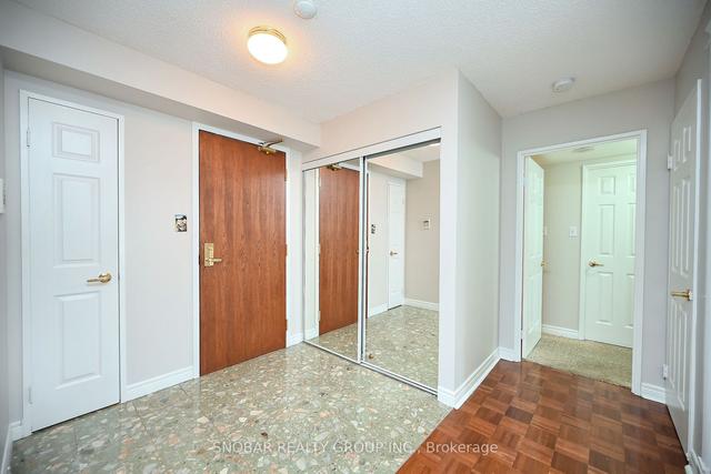 810 - 156 Enfield Pl, Condo with 2 bedrooms, 2 bathrooms and 2 parking in Mississauga ON | Image 37