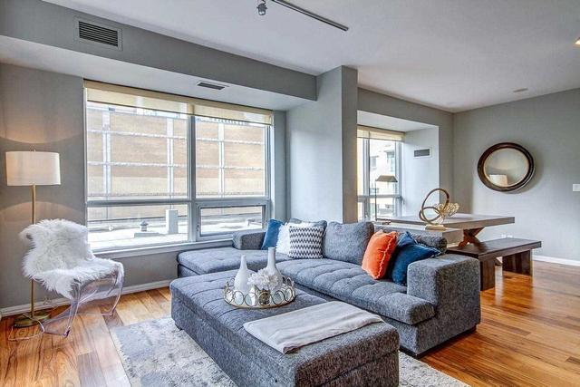 518 - 35 Hayden St, Condo with 1 bedrooms, 2 bathrooms and 1 parking in Toronto ON | Image 36