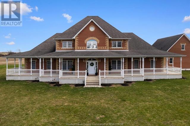 3705 Concession Rd 3, House detached with 5 bedrooms, 4 bathrooms and null parking in Amherstburg ON | Image 2