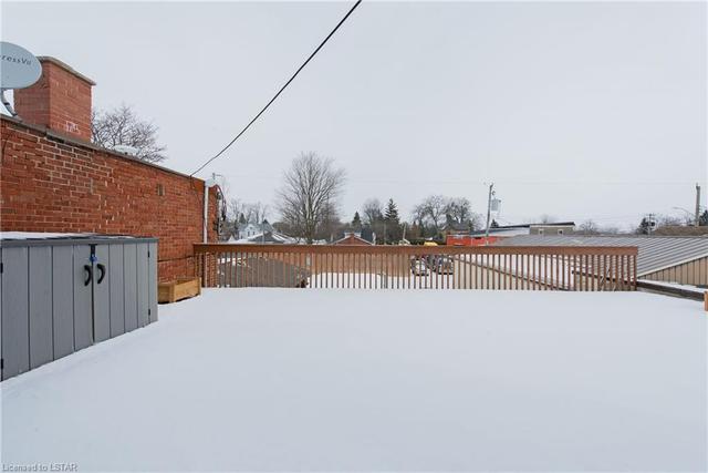 211 Main Street, House detached with 2 bedrooms, 2 bathrooms and 5 parking in Southwest Middlesex ON | Image 41