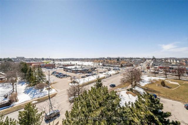 703 - 279 Chandler Dr, Condo with 2 bedrooms, 1 bathrooms and 1 parking in Kitchener ON | Image 17