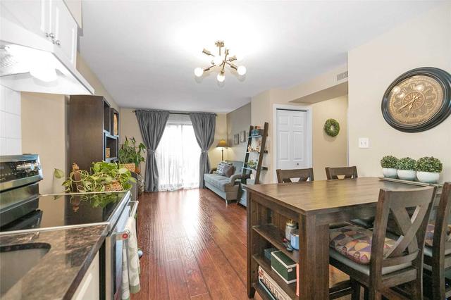 206 - 28 Victoria Ave N, Condo with 2 bedrooms, 1 bathrooms and 1 parking in Hamilton ON | Image 13