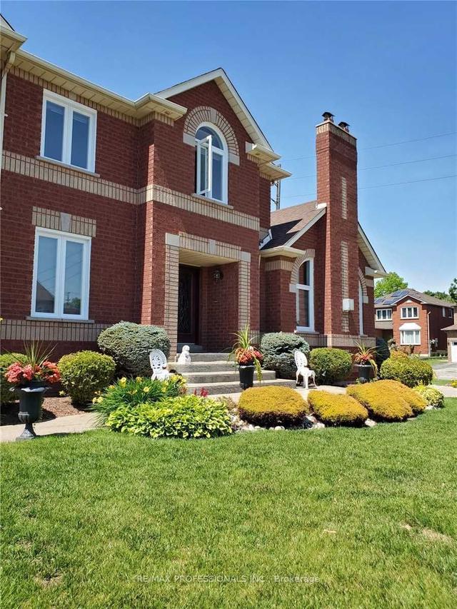 2078 Perran Dr, House detached with 4 bedrooms, 4 bathrooms and 6 parking in Mississauga ON | Image 1
