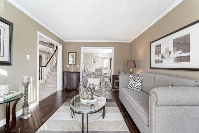 1240 Valleybrook Dr, House detached with 4 bedrooms, 3 bathrooms and 4 parking in Oakville ON | Image 37