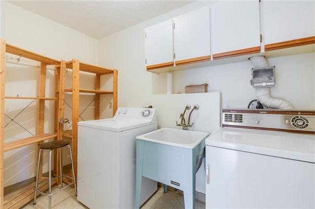 404 - 1 Innismore Cres, Condo with 2 bedrooms, 2 bathrooms and 1 parking in Toronto ON | Image 16