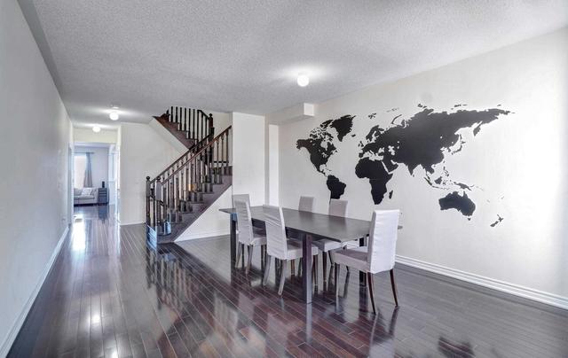 124 Living Cres, House attached with 3 bedrooms, 4 bathrooms and 2 parking in Markham ON | Image 29