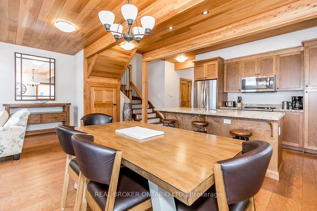 1b - 1841 Muskoka Road 118 W, Condo with 3 bedrooms, 2 bathrooms and 2 parking in Muskoka Lakes ON | Image 3