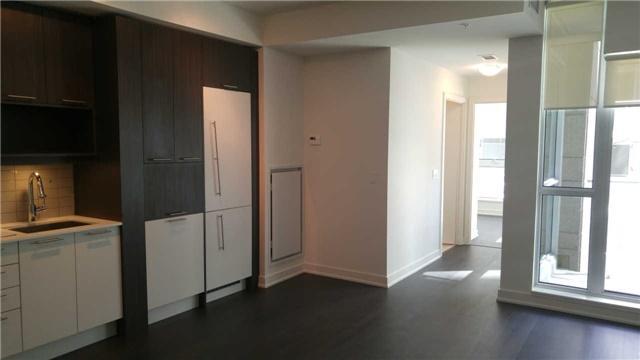 404 - 30 Nelson St, Condo with 1 bedrooms, 1 bathrooms and null parking in Toronto ON | Image 5