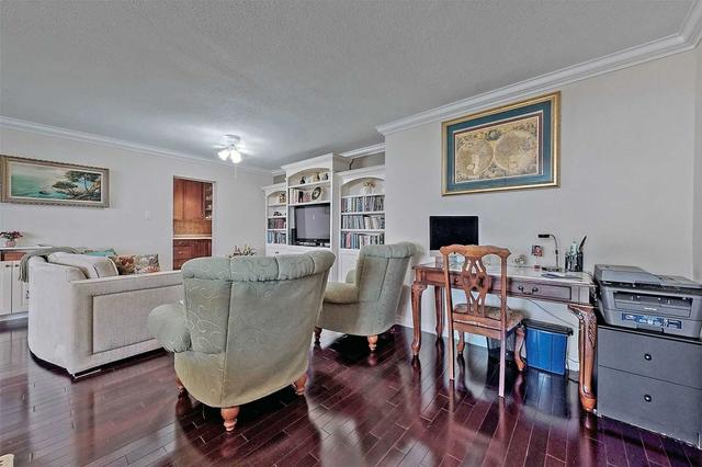 2104 - 61 Richview Rd, Condo with 2 bedrooms, 2 bathrooms and 1 parking in Toronto ON | Image 4