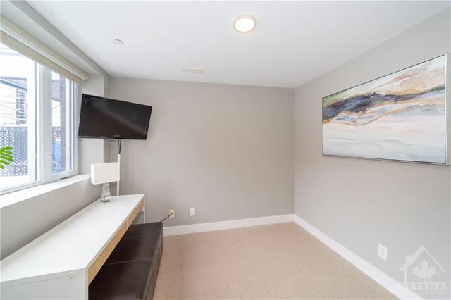 32 Holmwood Avenue, Condo with 2 bedrooms, 3 bathrooms and 1 parking in Ottawa ON | Image 16