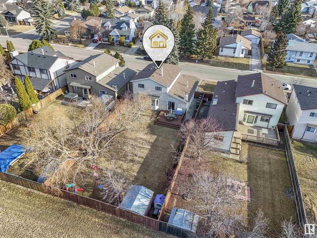 18519 70 Av Nw, House detached with 4 bedrooms, 2 bathrooms and null parking in Edmonton AB | Image 3