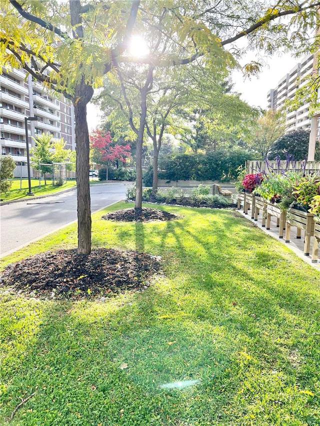 906 - 2800 Warden Ave, Condo with 2 bedrooms, 2 bathrooms and 1 parking in Toronto ON | Image 26