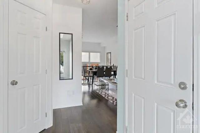 11 Dundalk Private, Townhouse with 3 bedrooms, 3 bathrooms and 1 parking in Ottawa ON | Image 3
