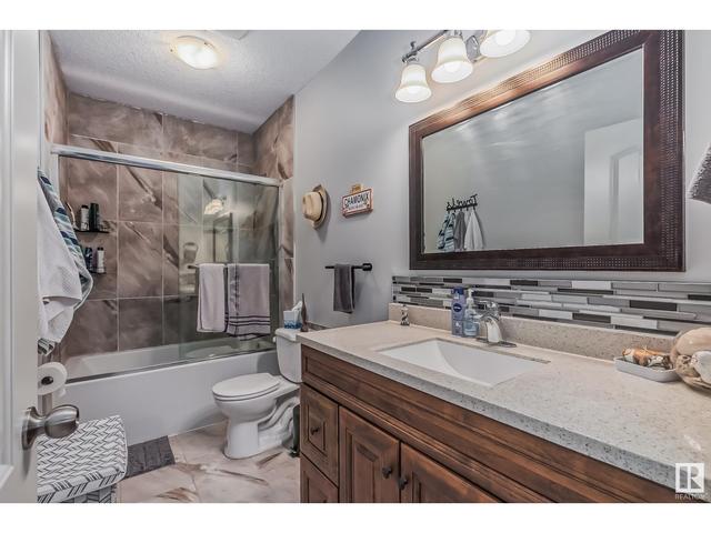 3240 151 Av Nw, House detached with 5 bedrooms, 3 bathrooms and null parking in Edmonton AB | Image 34