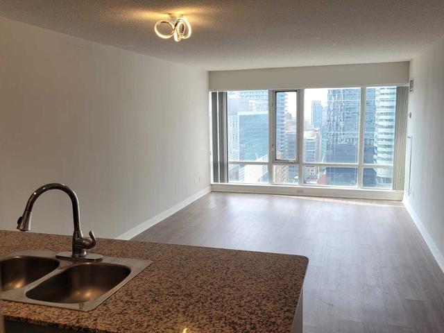 2506 - 210 Victoria St, Condo with 1 bedrooms, 1 bathrooms and 1 parking in Toronto ON | Image 19