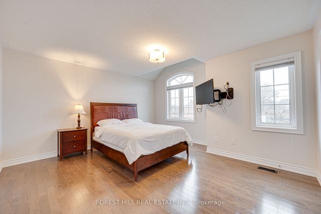 181 Goddard St, House detached with 4 bedrooms, 4 bathrooms and 4 parking in Toronto ON | Image 15